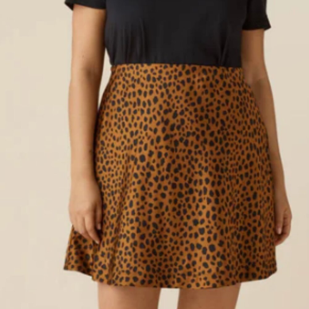 VETTA The Reversible Satin Mini Skirt Large Black/Cheetah